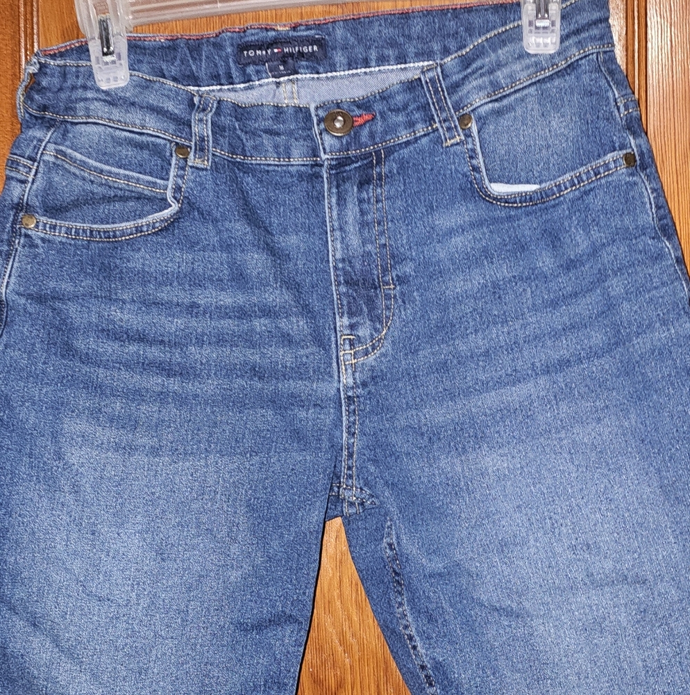 Tommy Hilfiger Relaxed Blue Jeans with Classic Style